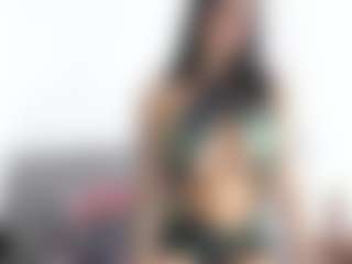 Thayra's Live Sex Cam Show