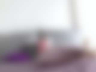 Thayra's Live Sex Cam Show