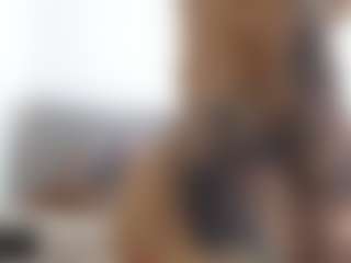 Thayra's Live Sex Cam Show
