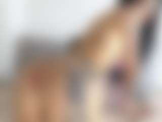 Thayra's Live Sex Cam Show