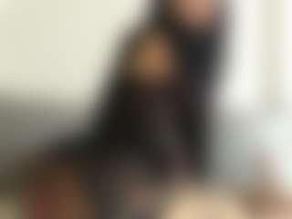 Thayra's Live Sex Cam Show