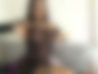 Thayra's Live Sex Cam Show