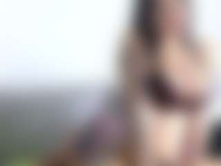 Thayra's Live Sex Cam Show