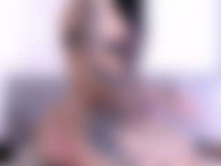 Thayra's Live Sex Cam Show