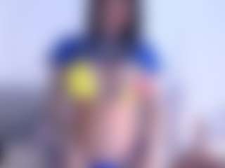 Thayra's Live Sex Cam Show