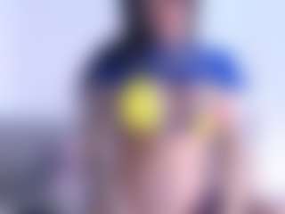 Live cam show with Thayra - Big Tits MILF on CamClone