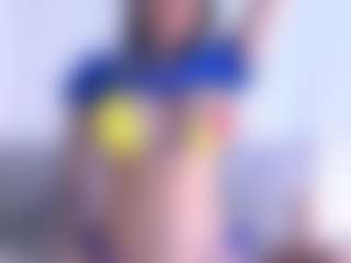 Thayra's Live Sex Cam Show