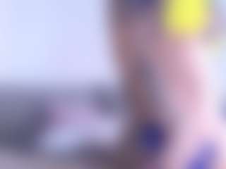 Thayra's Live Sex Cam Show