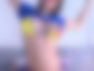 Thayra's Live Sex Cam Show