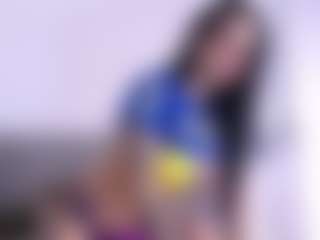 Thayra's Live Sex Cam Show