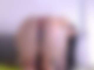Thayra's Live Sex Cam Show