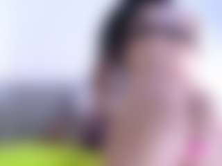 Thayra's Live Sex Cam Show