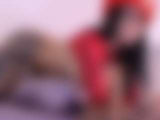 Live cam show with Thayra - Dildo on CamClone