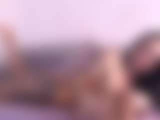 Thayra's Live Sex Cam Show