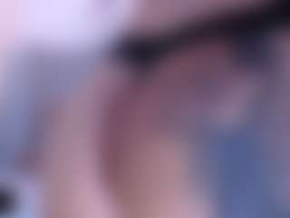 Thayra's Live Sex Cam Show