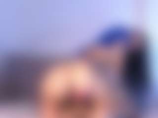 Thayra's Live Sex Cam Show