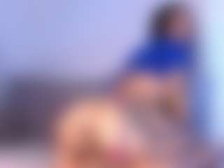 Thayra's Live Sex Cam Show