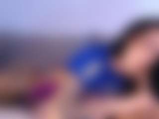 Thayra's Live Sex Cam Show