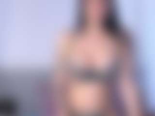 Thayra's Live Sex Cam Show