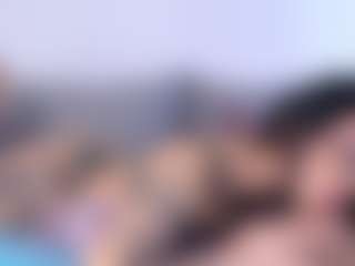 Thayra's Live Sex Cam Show