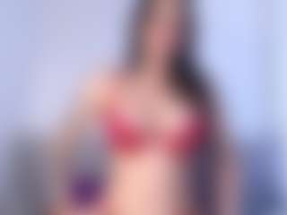 Thayra's Live Sex Cam Show
