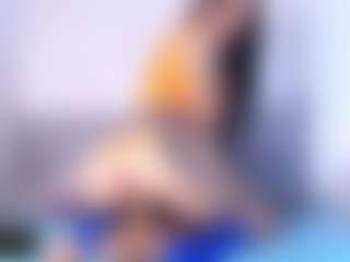 Thayra's Live Sex Cam Show