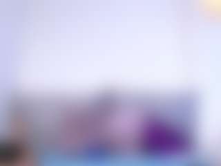 Live cam show with Thayra - Middle Aged on https://playwithruby.com