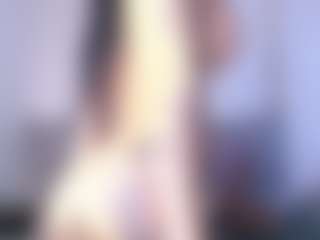 Thayra's Live Sex Cam Show