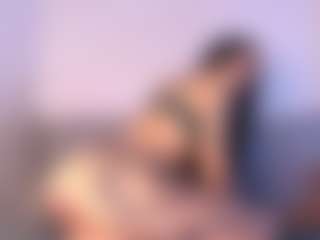 Thayra's Live Sex Cam Show