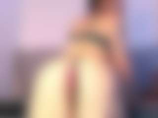 Thayra's Live Sex Cam Show