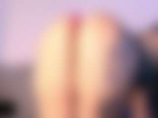 Live cam show with Thayra - Huge on Nude Chat * 1 On 1 Webcam Sex * Live Cam Show