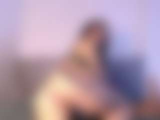 Thayra's Live Sex Cam Show