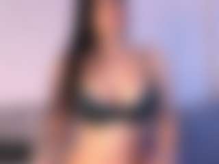 Thayra's Live Sex Cam Show