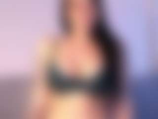 Thayra's Live Sex Cam Show