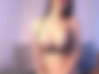Thayra's Live Sex Cam Show
