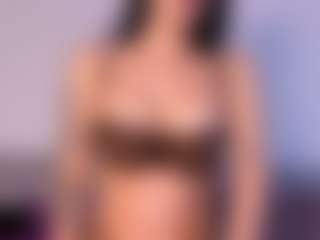 Thayra's Live Sex Cam Show
