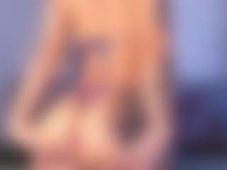 Thayra's Live Sex Cam Show