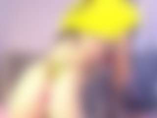 Thayra's Live Sex Cam Show
