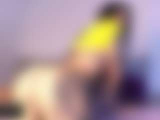 Thayra's Live Sex Cam Show