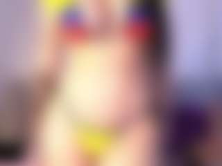 Thayra's Live Sex Cam Show
