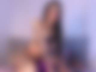 Thayra's Live Sex Cam Show
