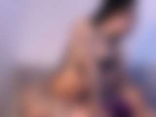 Thayra's Live Sex Cam Show