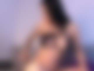 Thayra's Live Sex Cam Show