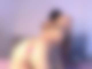 Thayra's Live Sex Cam Show