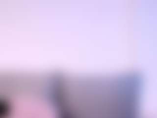 Thayra's Live Sex Cam Show