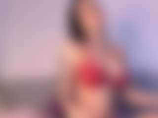 Thayra's Live Sex Cam Show