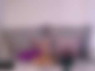 Thayra's Live Sex Cam Show
