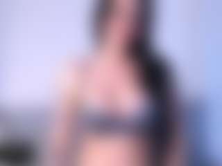 Thayra's Live Sex Cam Show