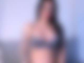 Thayra's Live Sex Cam Show