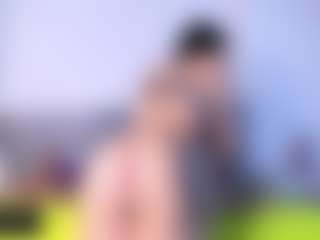 Thayra's Live Sex Cam Show